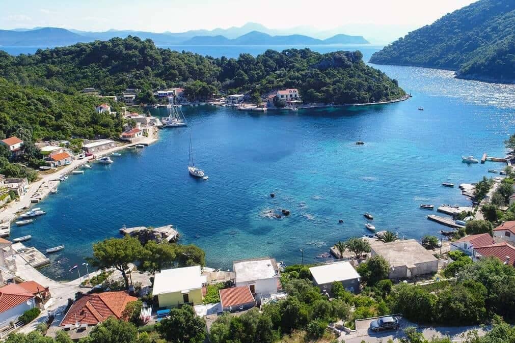 okuklje-frd